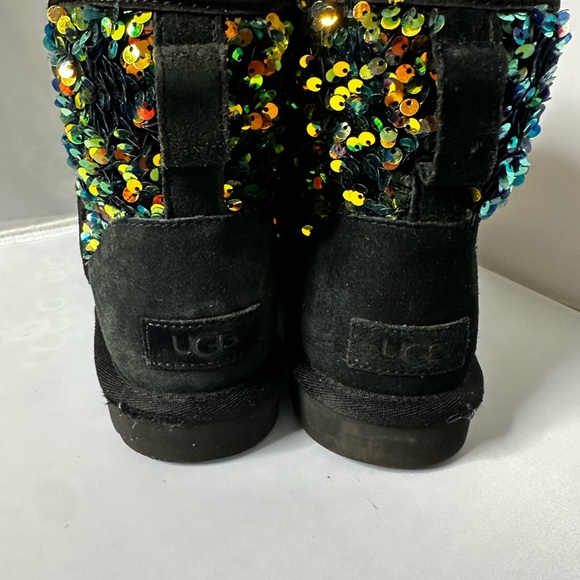 UGG SEQUENCE BOOTS - Picture 3 of 11